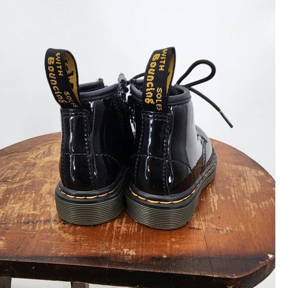 Toddler Doc Dr. Martens Black Patent Leather Boots Size US 5 1460 - Picture 5 of 8
